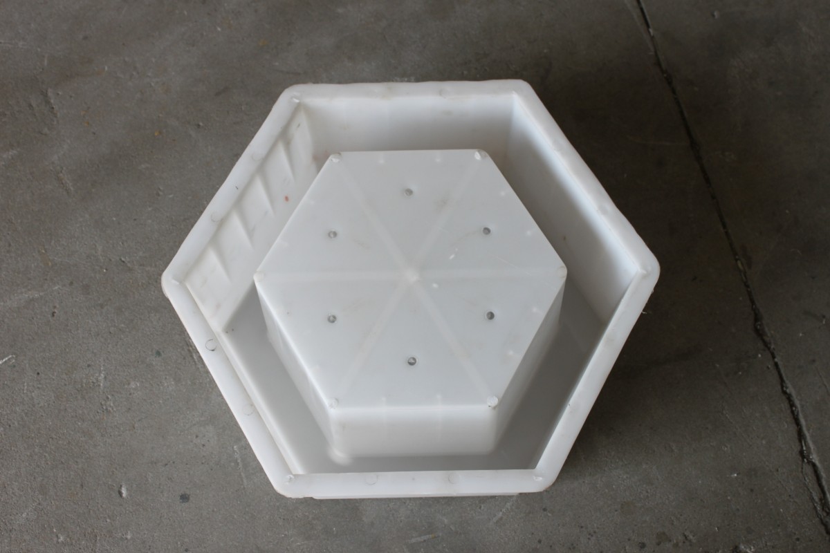 六角護(hù)坡模具分類種類與具體應(yīng)用 六角護(hù)坡模具分類種類與具體應(yīng)用