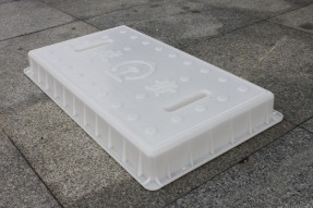 成貴二孔圓點高鐵蓋板模具 成貴二孔圓點高鐵蓋板模具