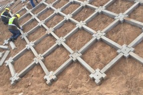 高速連鎖塊護坡模具施工案例 高速連鎖塊護坡模具施工案例