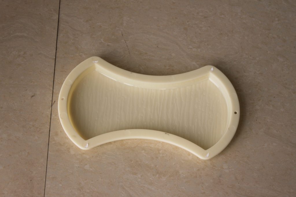 塑料彩磚彩瓦模具行業還需整體進步發展 塑料彩磚彩瓦模具行業還需整體進步發展