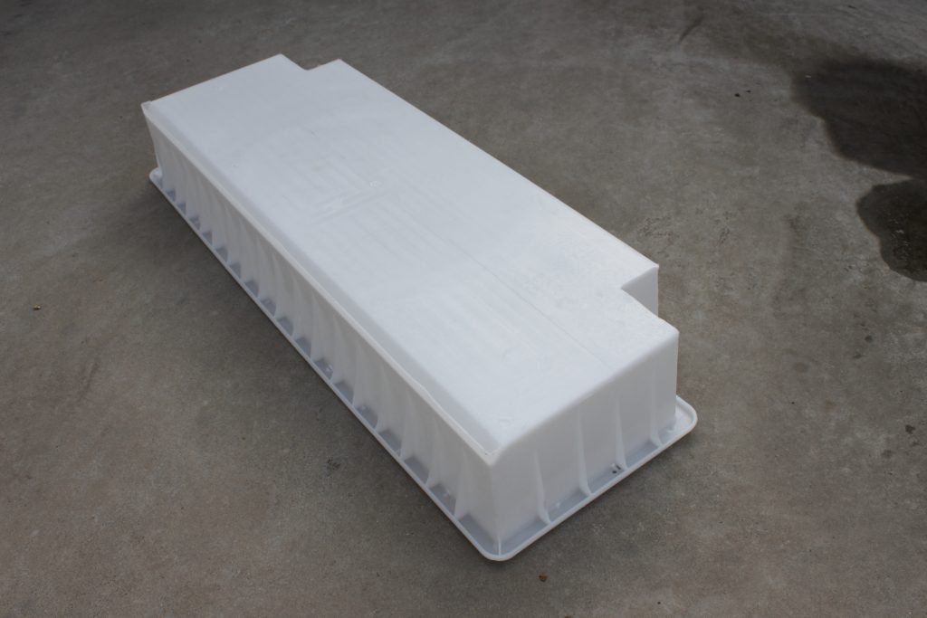 如何提高路邊石塑料模具的質(zhì)量 如何提高路邊石塑料模具的質(zhì)量