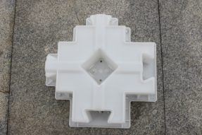 連鎖護坡磚塑料模具的簡介及用途 連鎖護坡磚塑料模具的簡介及用途