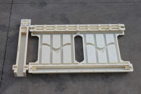 84型海鷗高速鐵路護欄塑料模具 84型海鷗高速鐵路護欄塑料模具