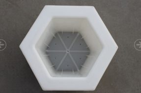 路基護坡磚塑料模具的使用環境 路基護坡磚塑料模具的使用環境