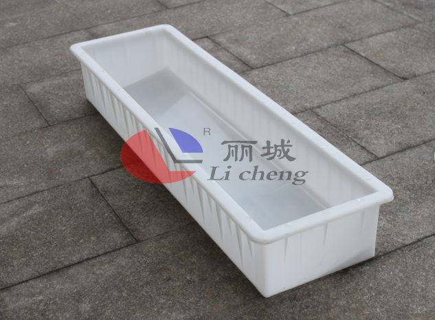 買(mǎi)路沿石模具的選擇塑模還是鋼模 買(mǎi)路沿石模具的選擇塑模還是鋼模