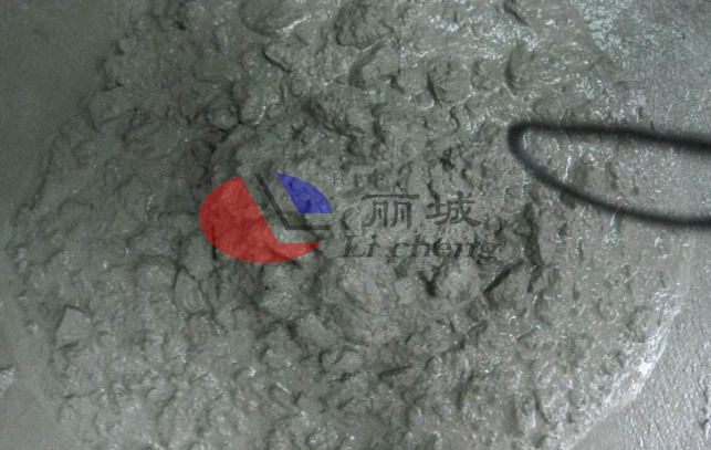 預制高速護坡鋼模具在混凝土中水灰比的配合 預制高速護坡鋼模具在混凝土中水灰比的配合