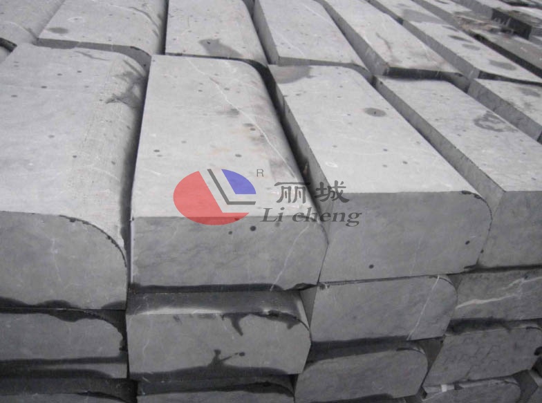 造成混凝土圓弧型路牙石模具脫模困難的因素 造成混凝土圓弧型路牙石模具脫模困難的因素