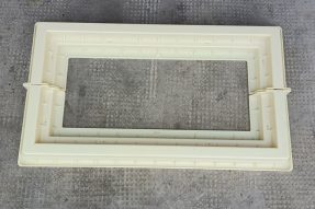 方井座塑料模具 123x72x11 方井座塑料模具 123x72x11